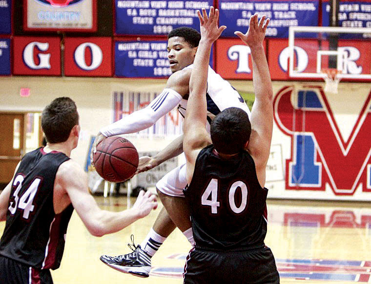 afn.010413.sp.hoops2.jpg